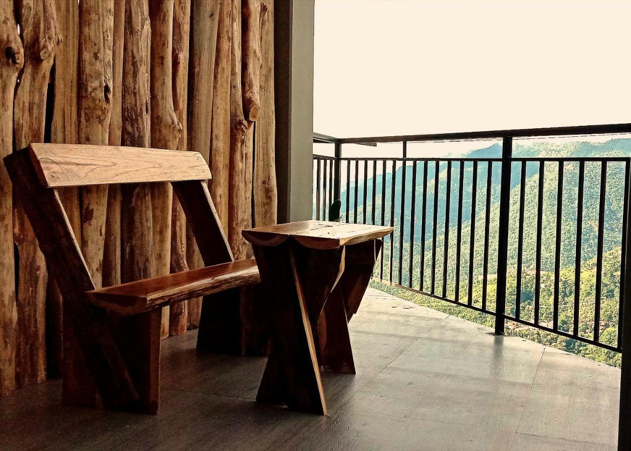 Standard Room Aizawl Ngoại thất bức ảnh